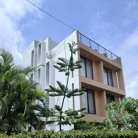 Rising Dust Villa Lonavala Esterno foto